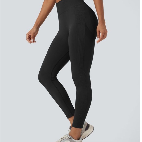 HALARA High Waisted Leggings - Picture 3 of 5